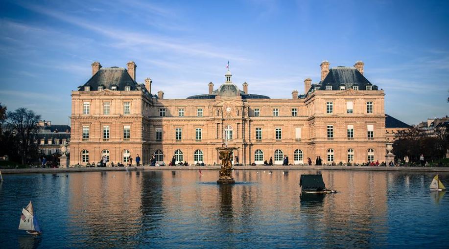 senat latin quarter Paris